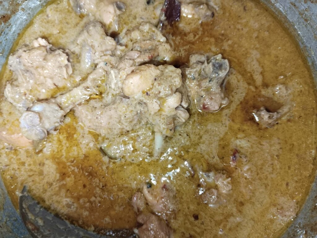 chicken is ready to serve from the pot
